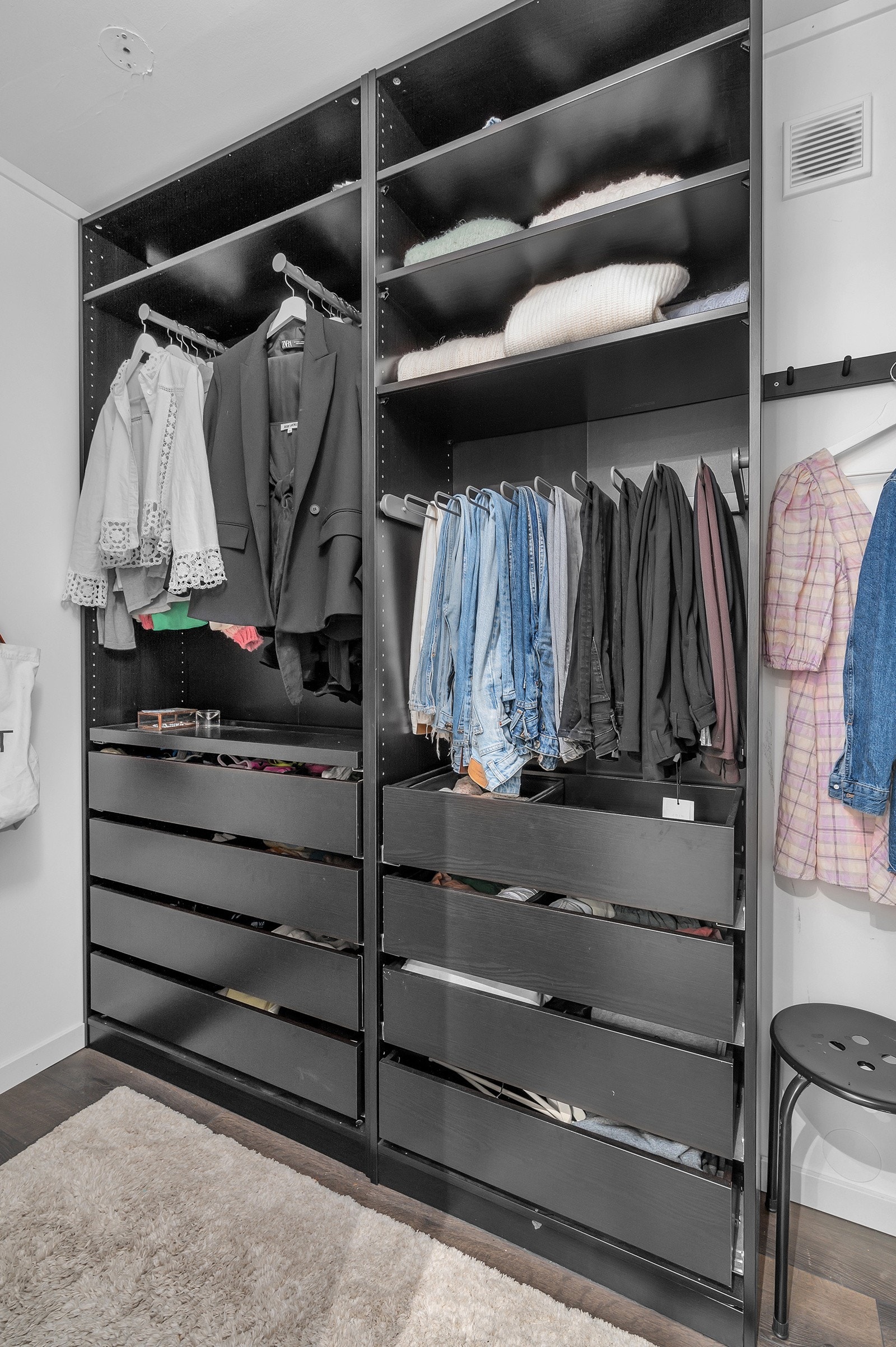 Bod (brukes som garderobe) Galleribilde
