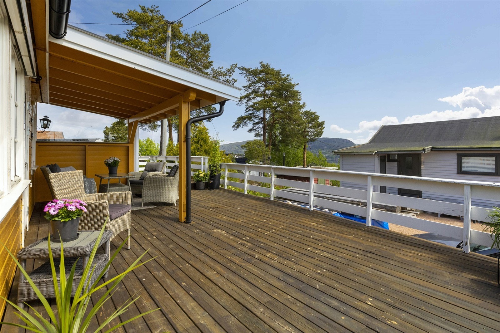 ute-2346 Galleribilde