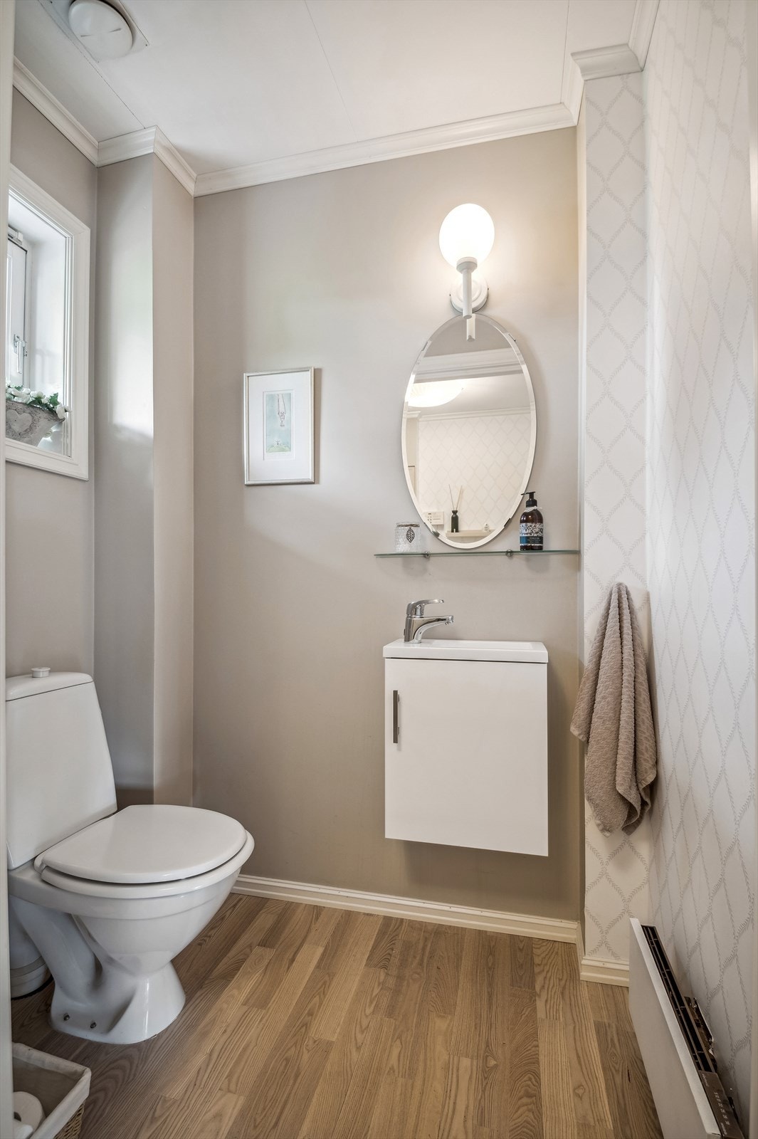 Separat toalettrom. Galleribilde