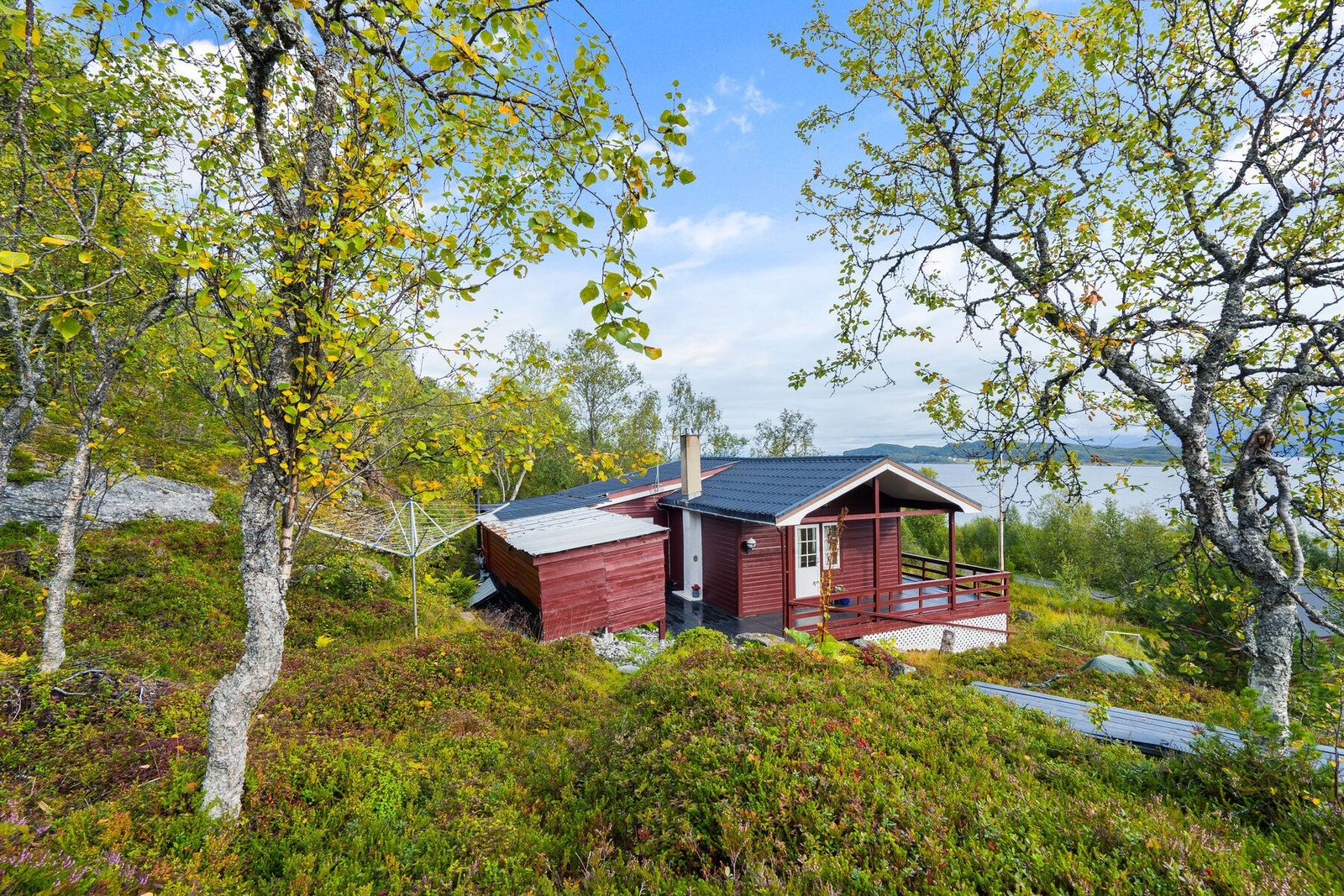 Naturskjønt område og nærhet til sjøen Galleribilde