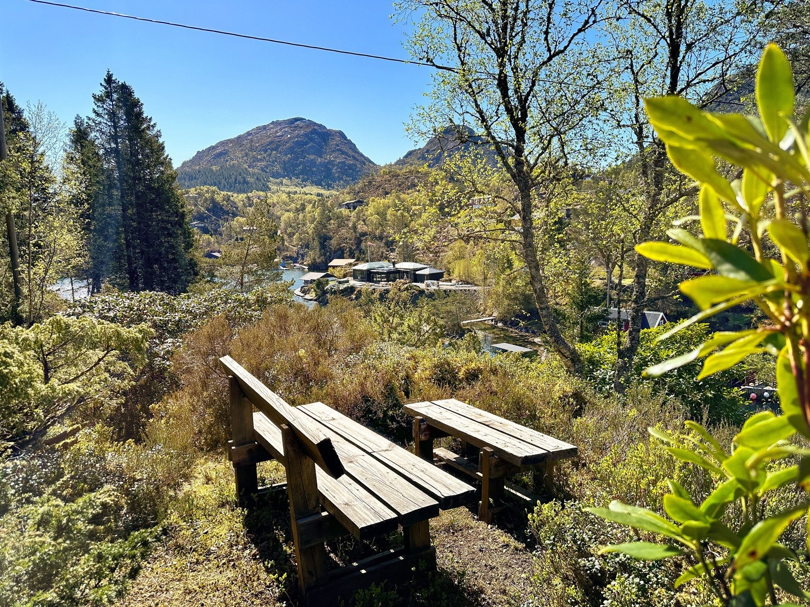 Tomten byr på mange flotte solplasser. Galleribilde