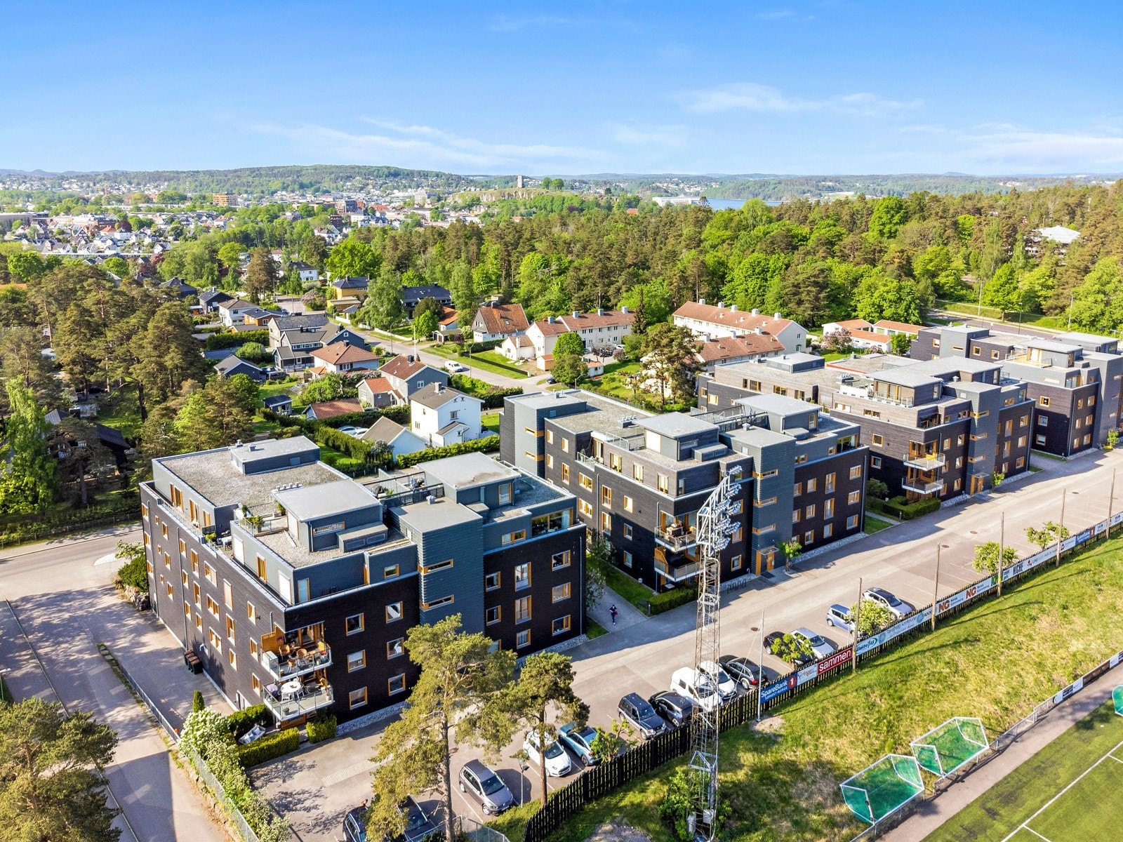 Solvang Terrasse ligger i et attraktivt område tett på sentrum og naturen Galleribilde