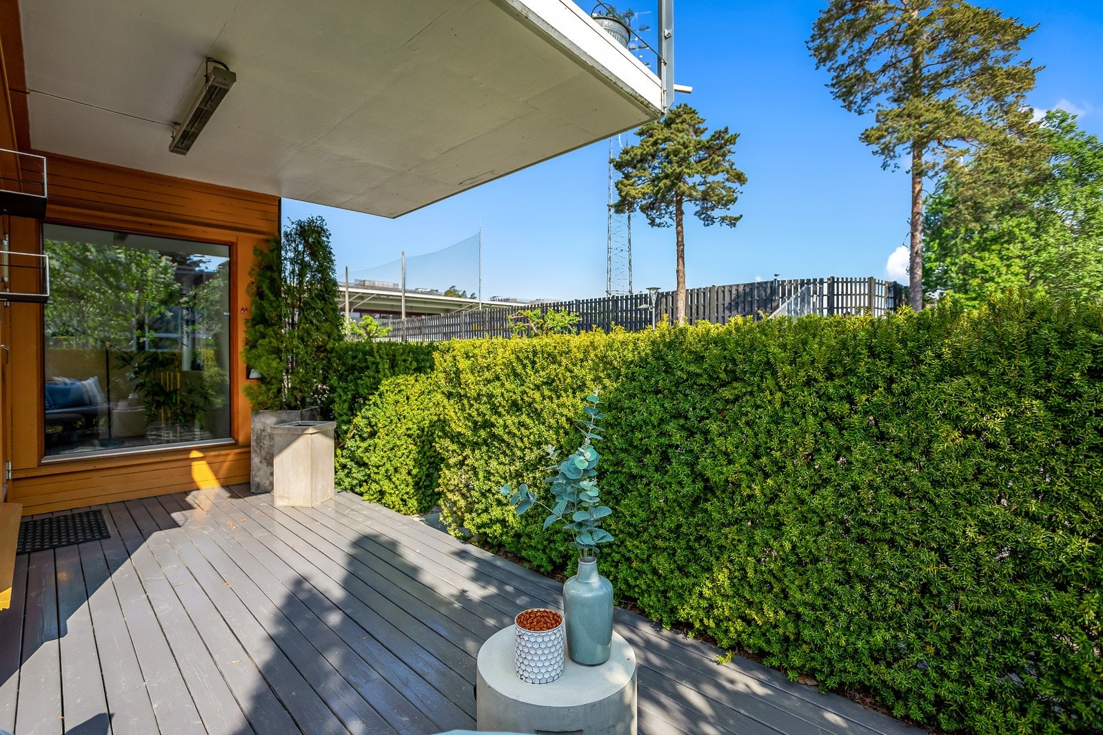 Herlig skjermet markterrasse Galleribilde