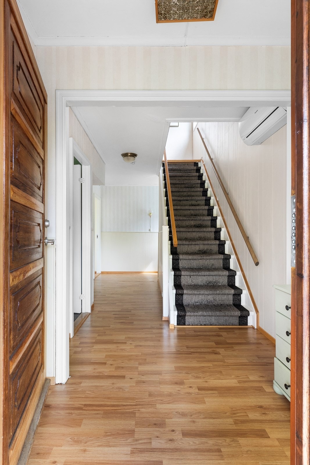 trapp opp til 2 etasje. Galleribilde