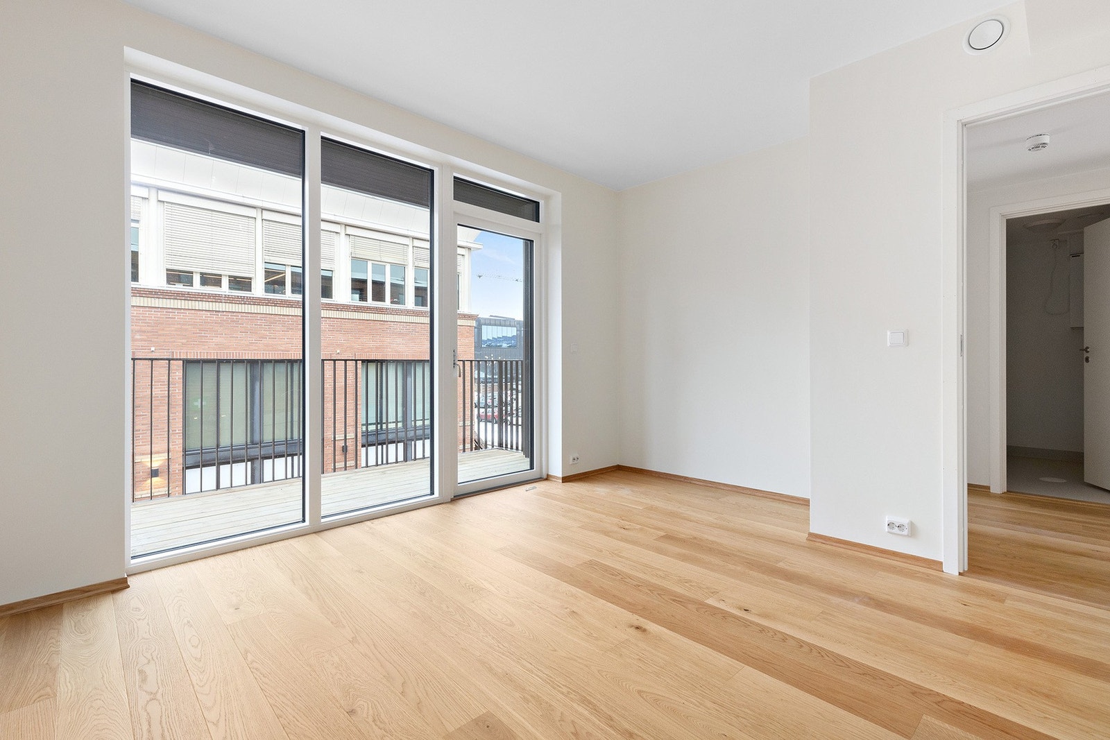 Leiligheten har to romslige soverom, hvor det ene har utgang til balkong. Galleribilde
