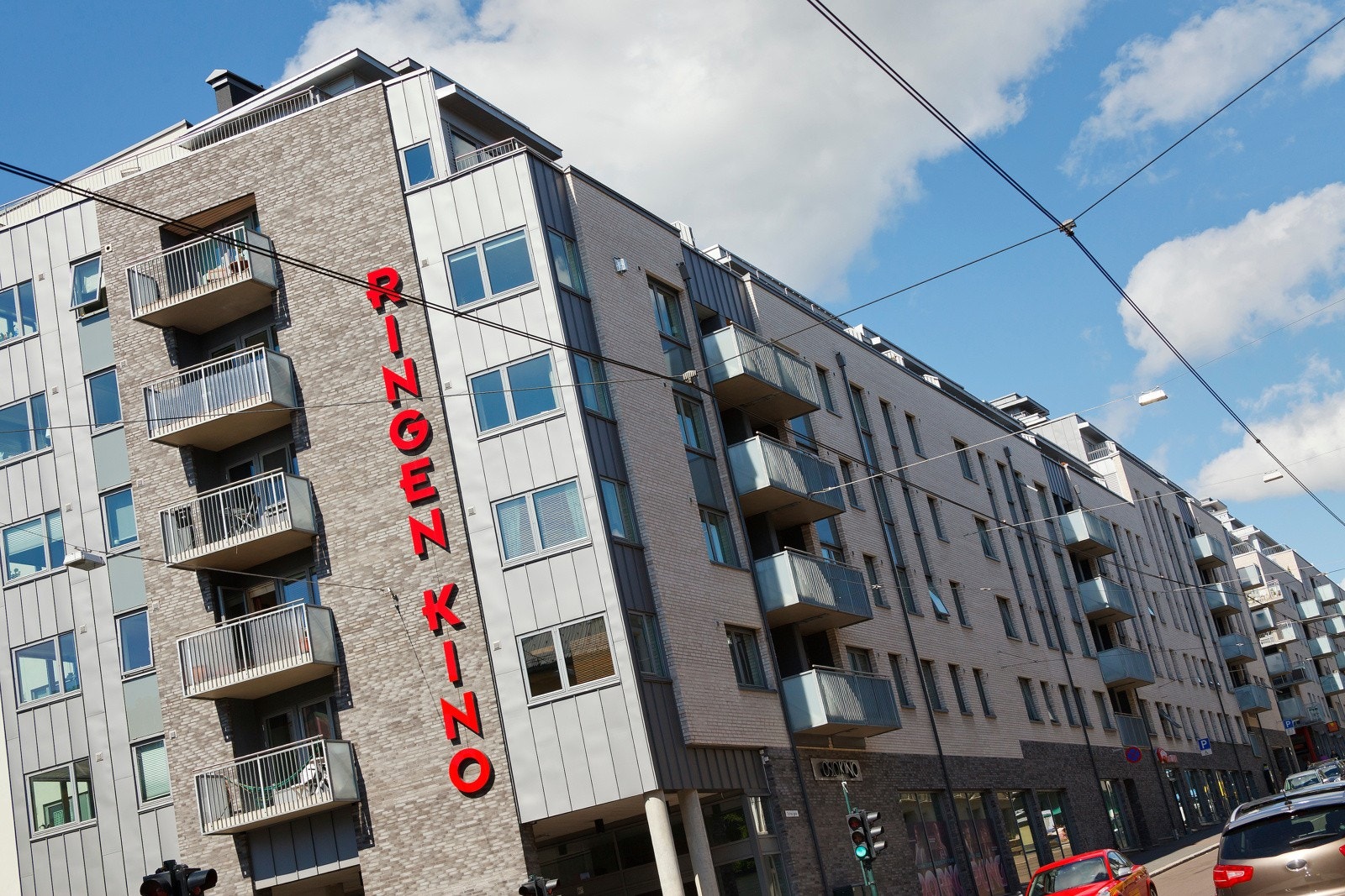 Kort vei til Ringnes Park med Sats, Meny, Ringen kino og Sushi m.m. Galleribilde