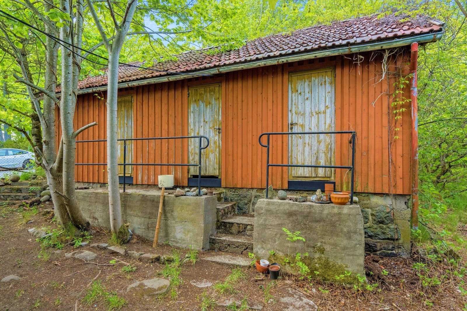 Har har det vært alt fra soverom og stue til utedo og bod Galleribilde