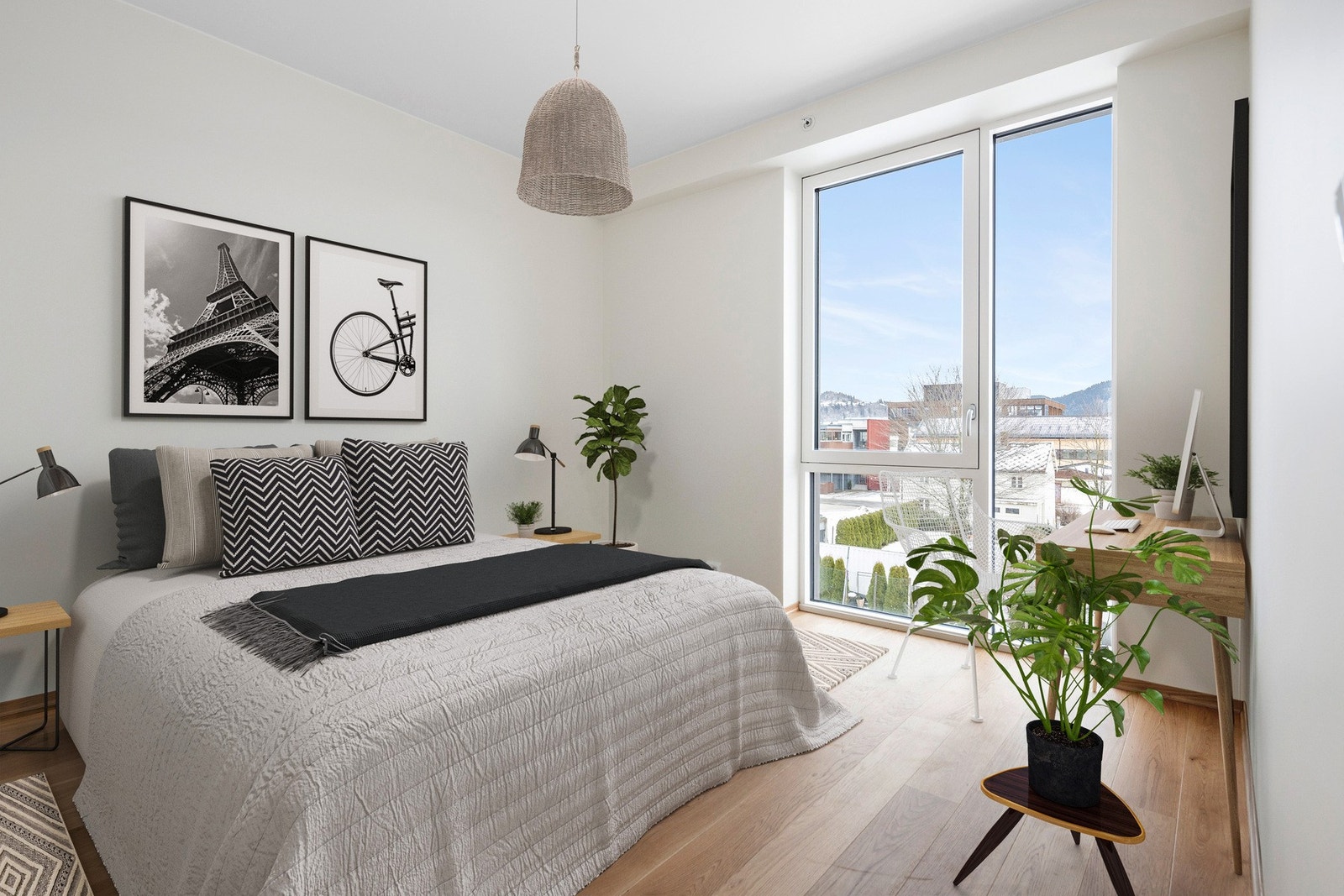 Herlig soverom med store vinduer Galleribilde