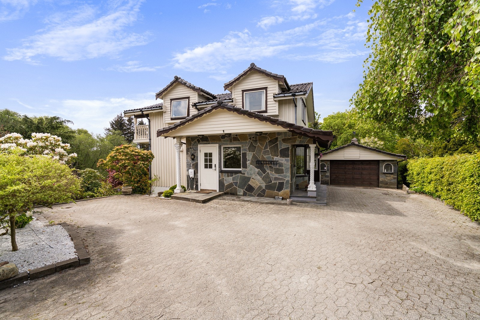 En innholdsrik enebolig med en familievennlig planløsning. Galleribilde