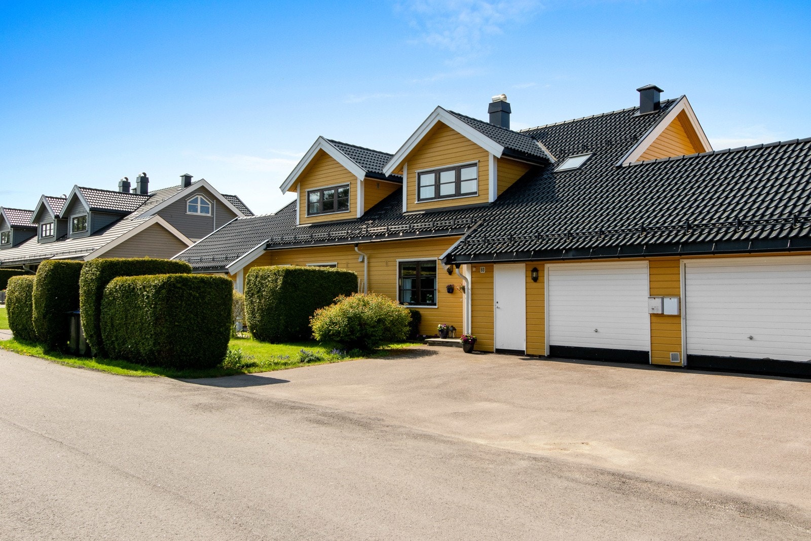 Privatmegleren Tønsberg v/ Christoffer Fischer har gleden av å presentere Bjerkøyveien 60! Galleribilde