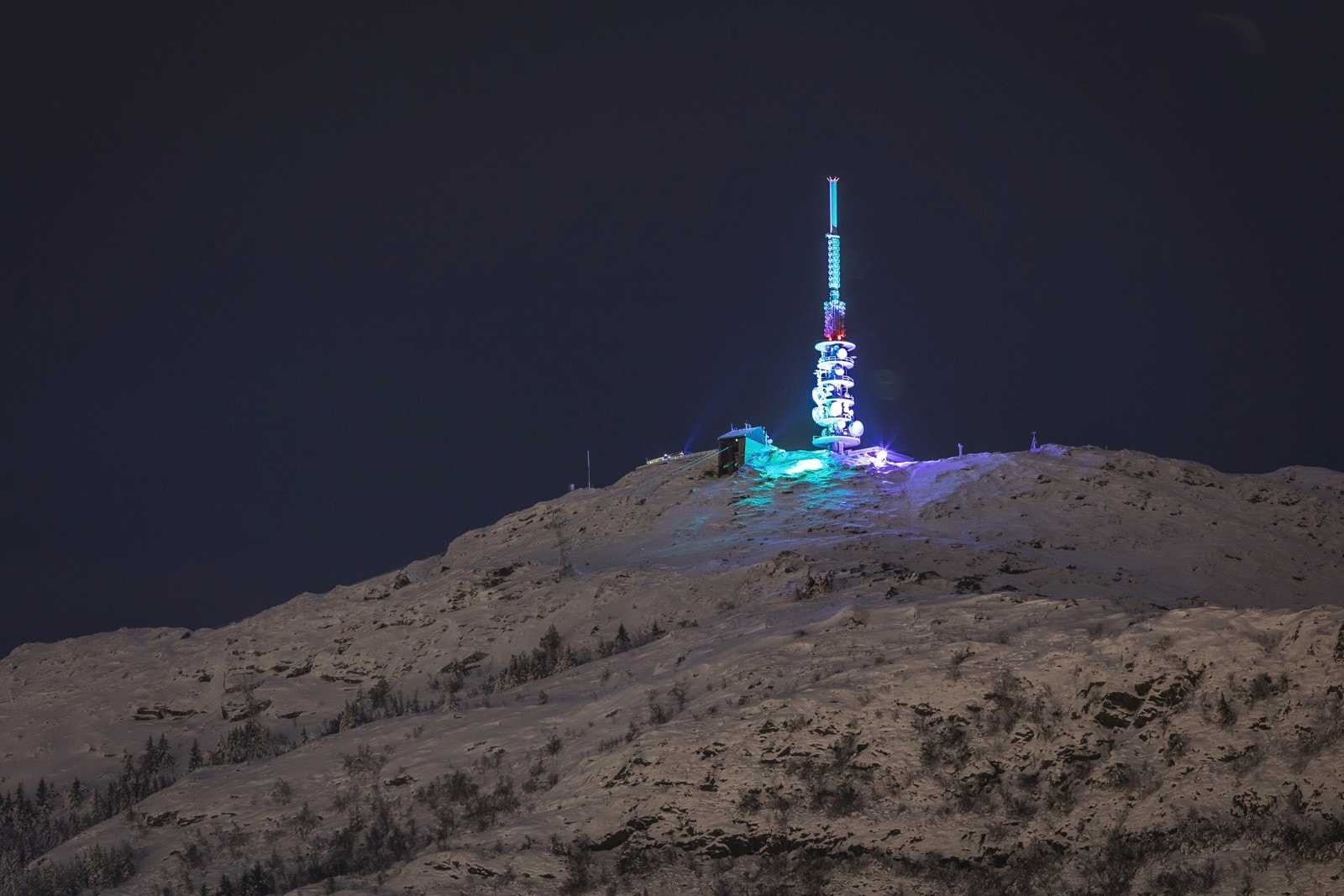 Ulriken by night. Galleribilde