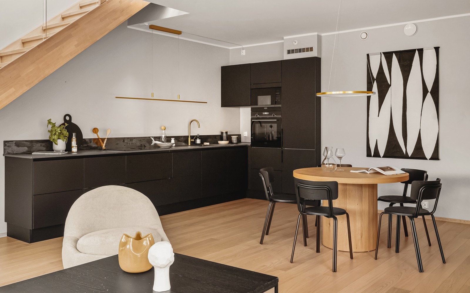 Her har vi innredning fra kvalitetsleverandøren HTH. Galleribilde