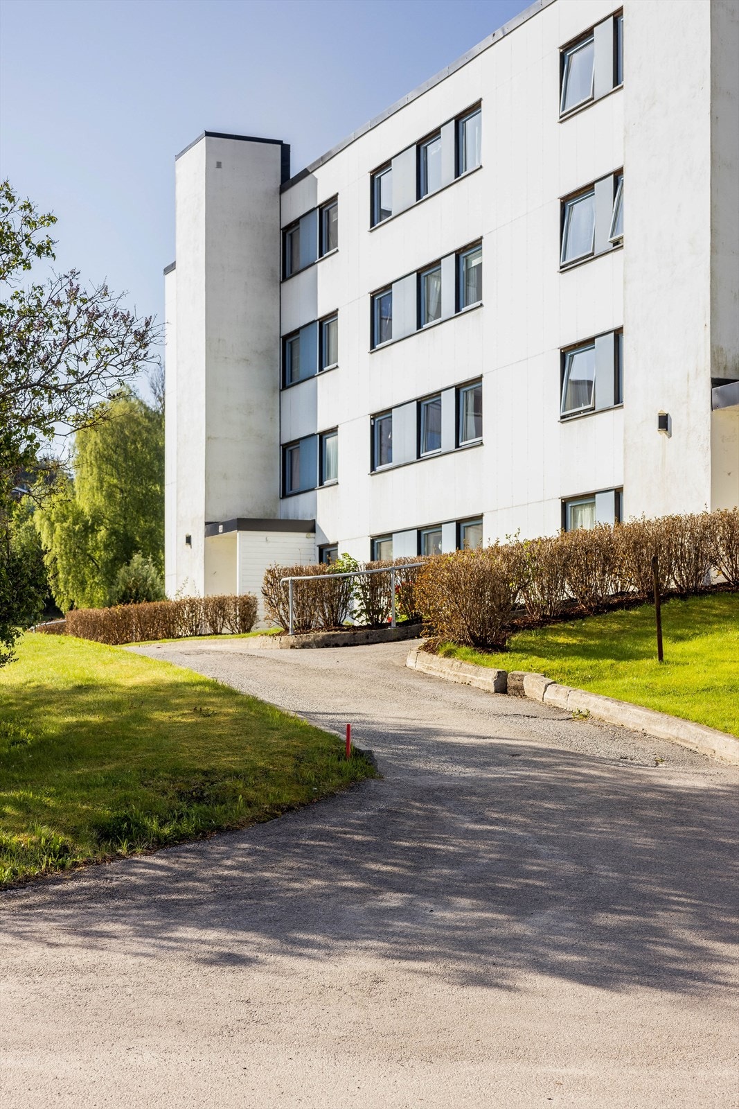 Nordre Borge III borettslag ligger sentralt i et attraktivt og trivelig bomiljø på Borgestad, mellom Porsgrunn og Skien. Galleribilde