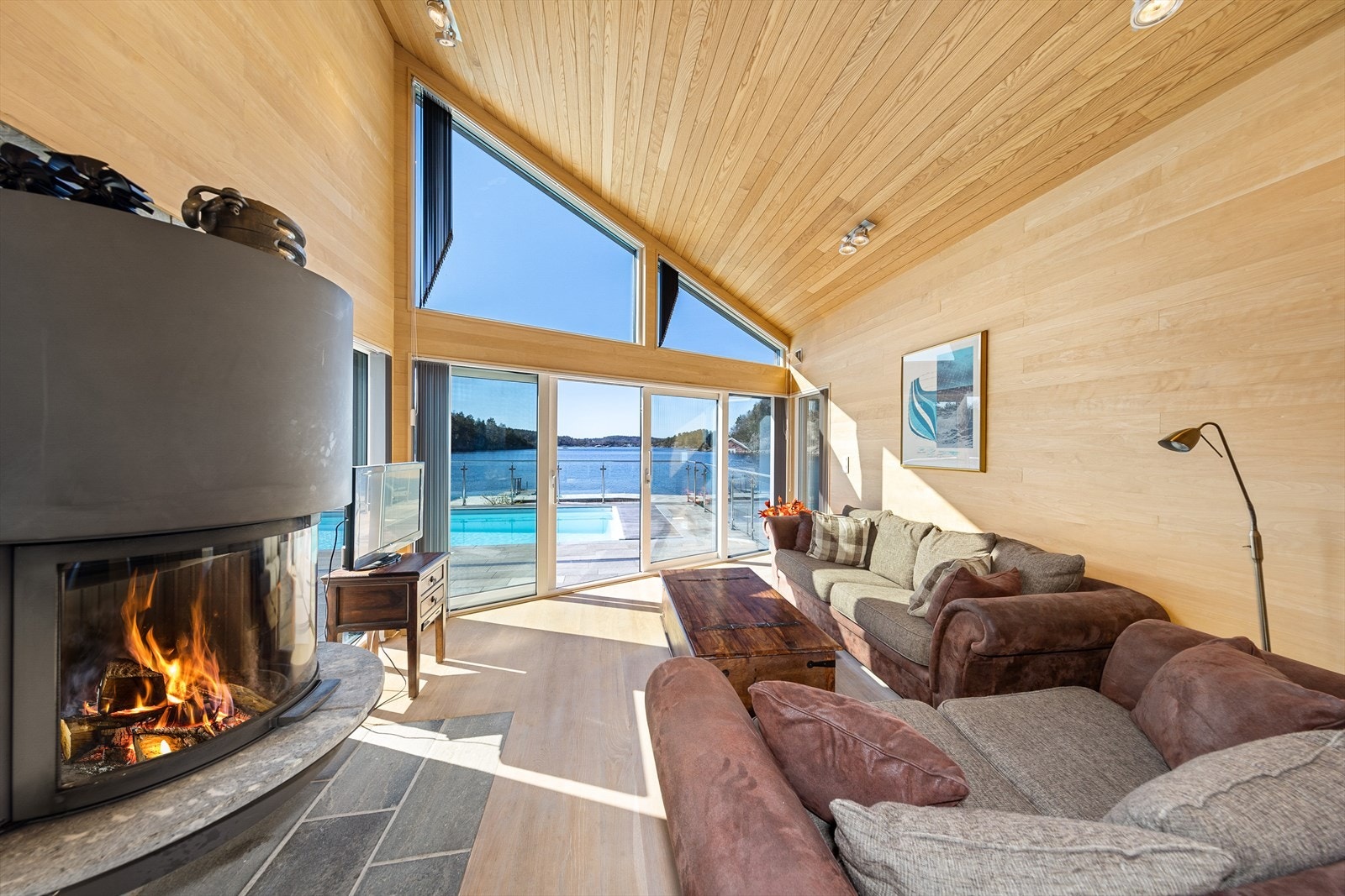 Flott peisovn for de litt kjøligere kveldene. Galleribilde