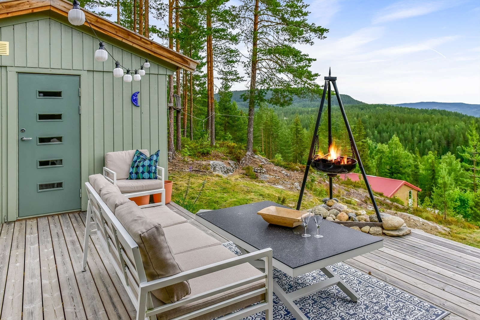 Det er oppført et uthus i 2019 Galleribilde