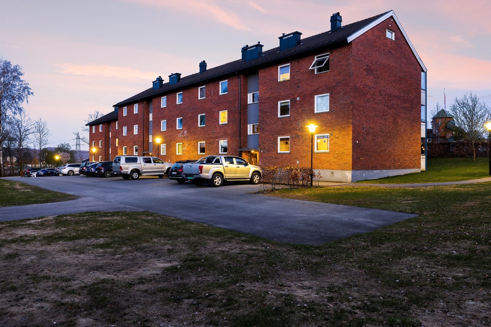 Borettslaget ligger i et godt etablert område sentralt på Klyve. Galleribilde