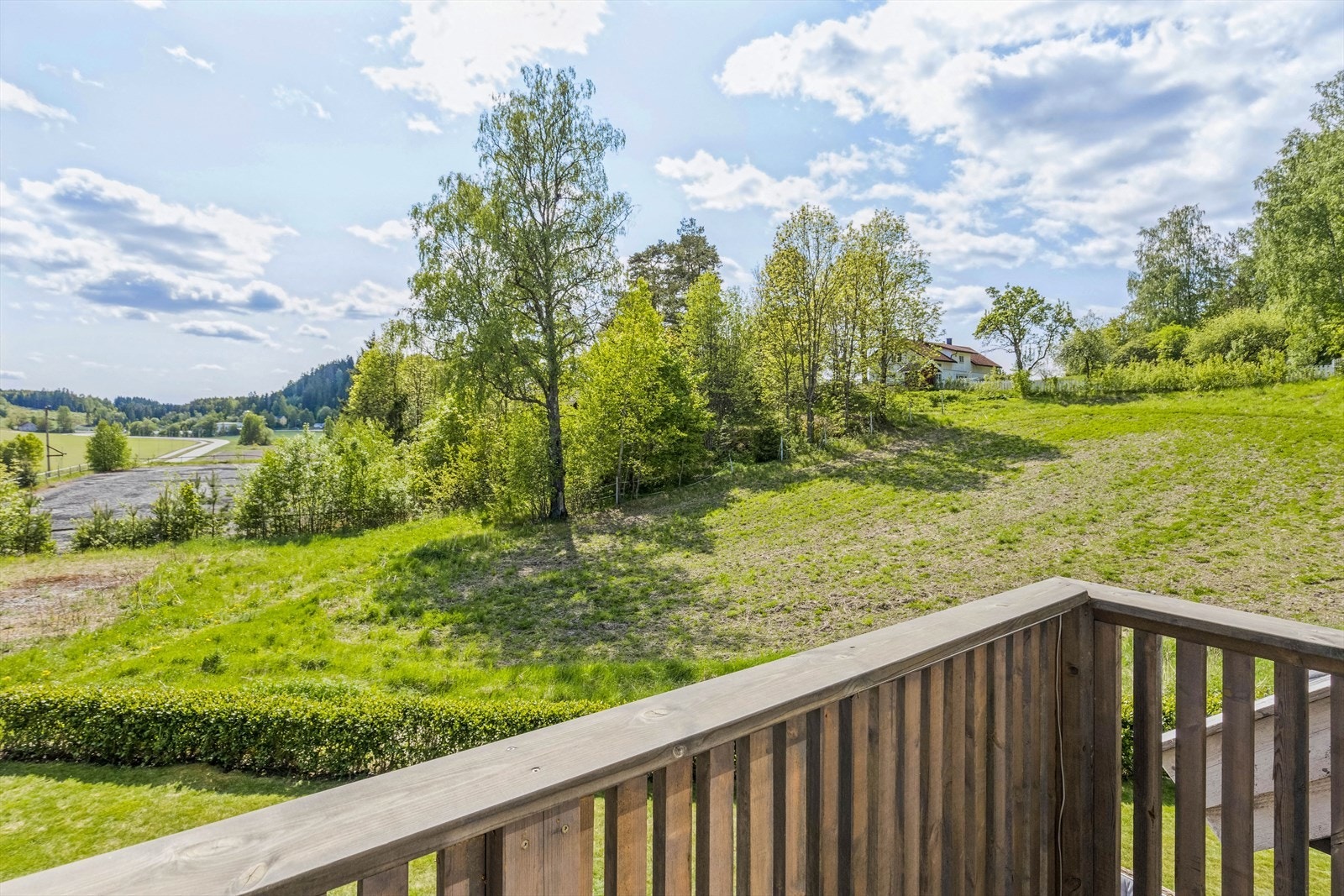 Utgang til balkong fra kontor/ gjesterom. Galleribilde