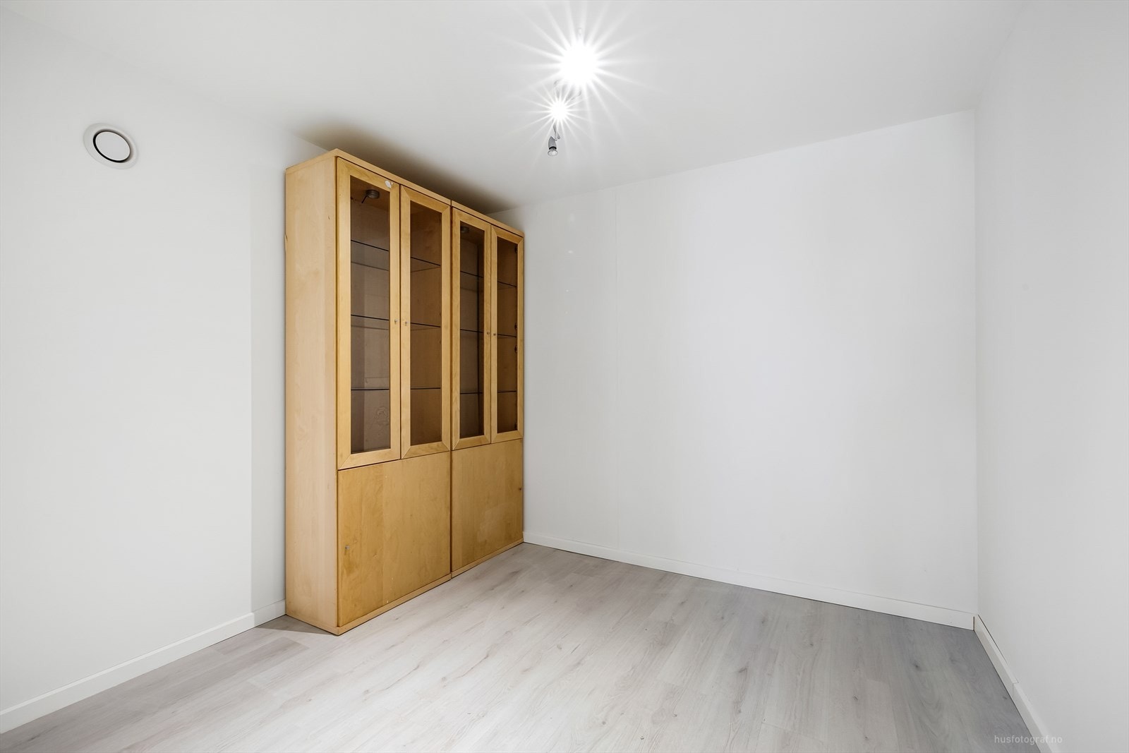 Innvendig bod Galleribilde