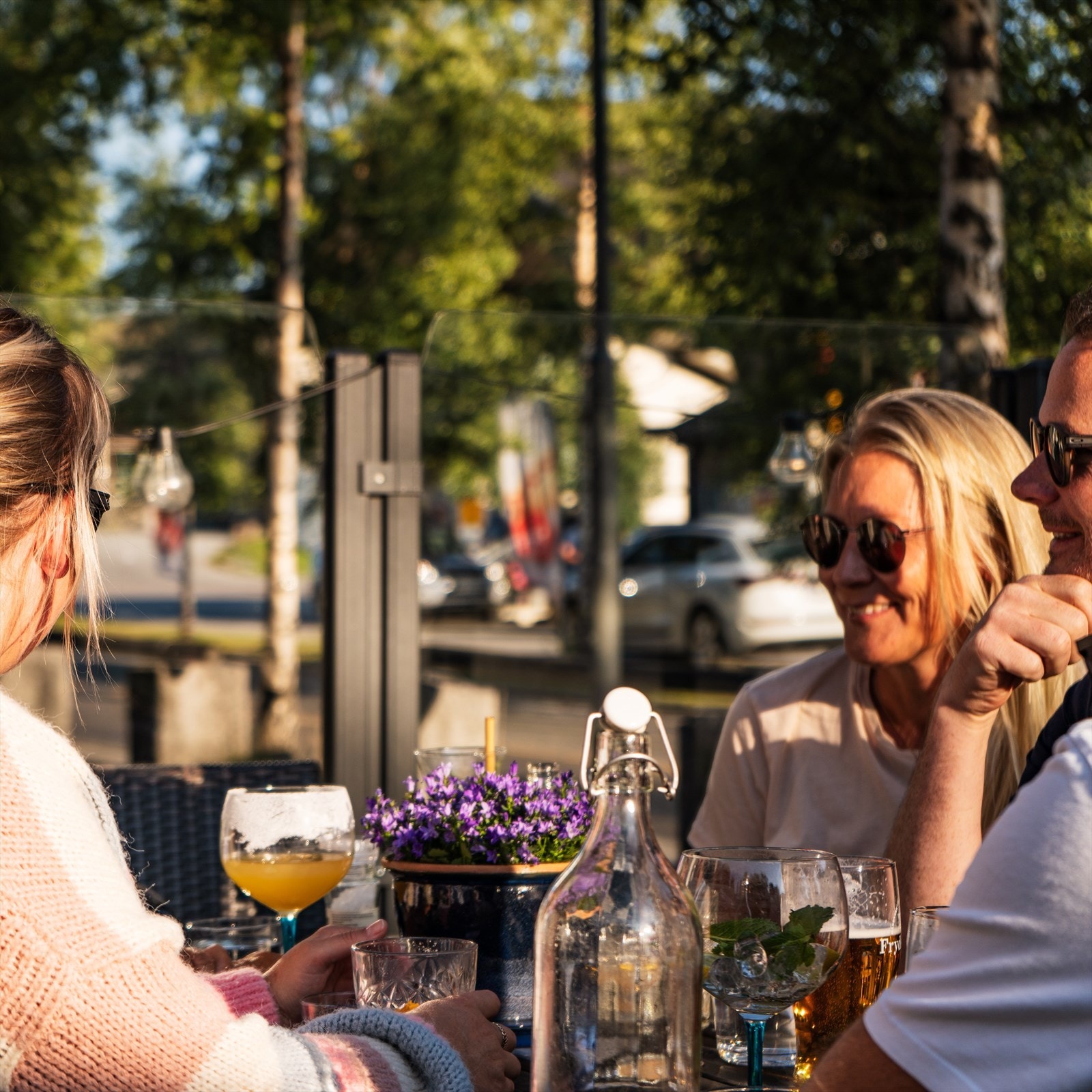 Fra Fjellnest har du gangavstand til til hyggelige restauranter og kafeer i Hemsedal sentrum Galleribilde