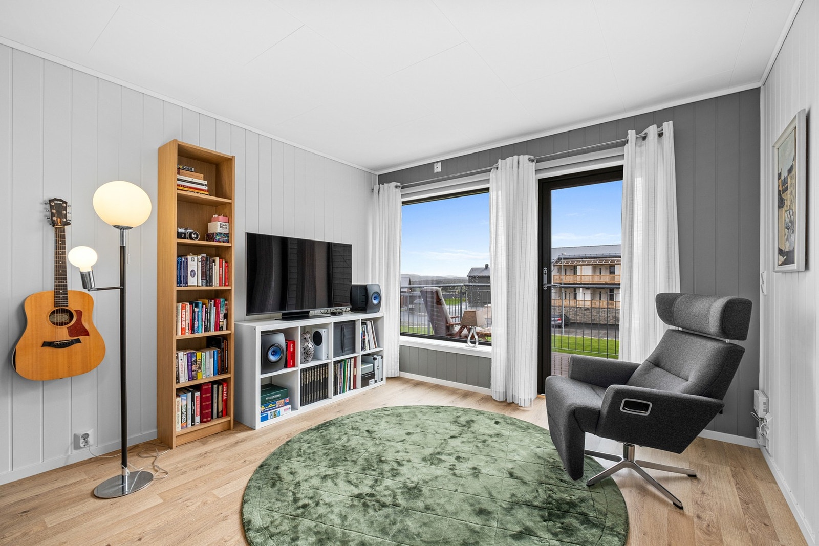 Stue med utgang til balkong Galleribilde