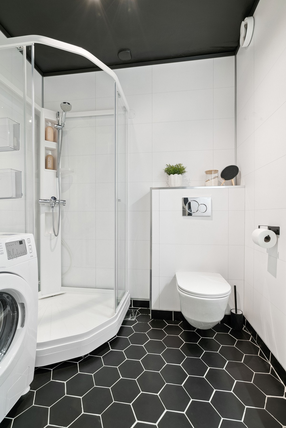 Også badet er fra 2019. Galleribilde