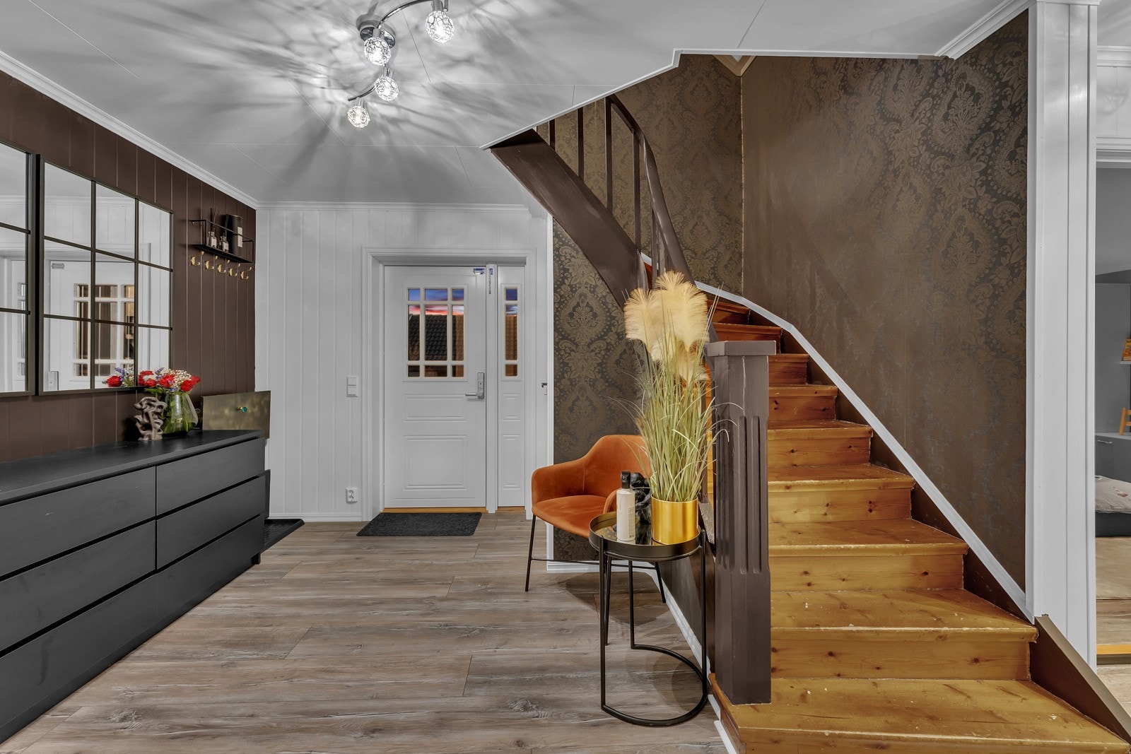 Entrè. Galleribilde