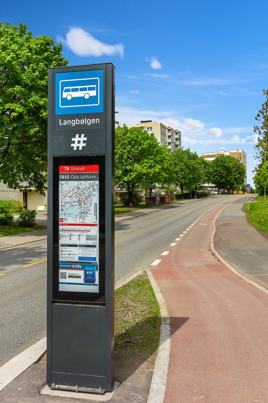 Det er gode kollektivmuligheter i nærheten av leiligheten. Galleribilde