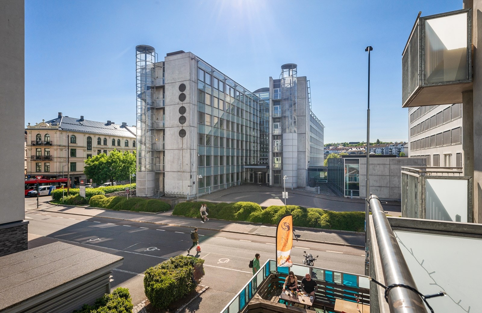 - Utsyn fra balkongen - Galleribilde