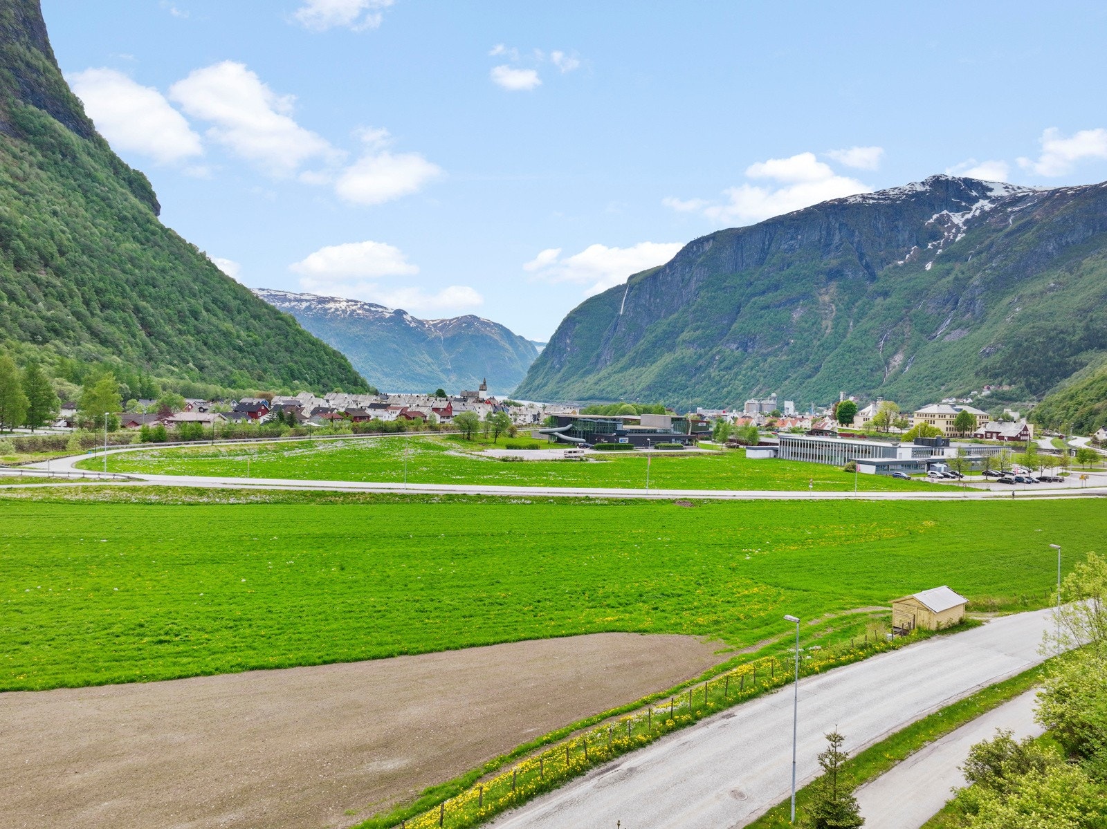 Noe av utsikten fra leiligheten Galleribilde