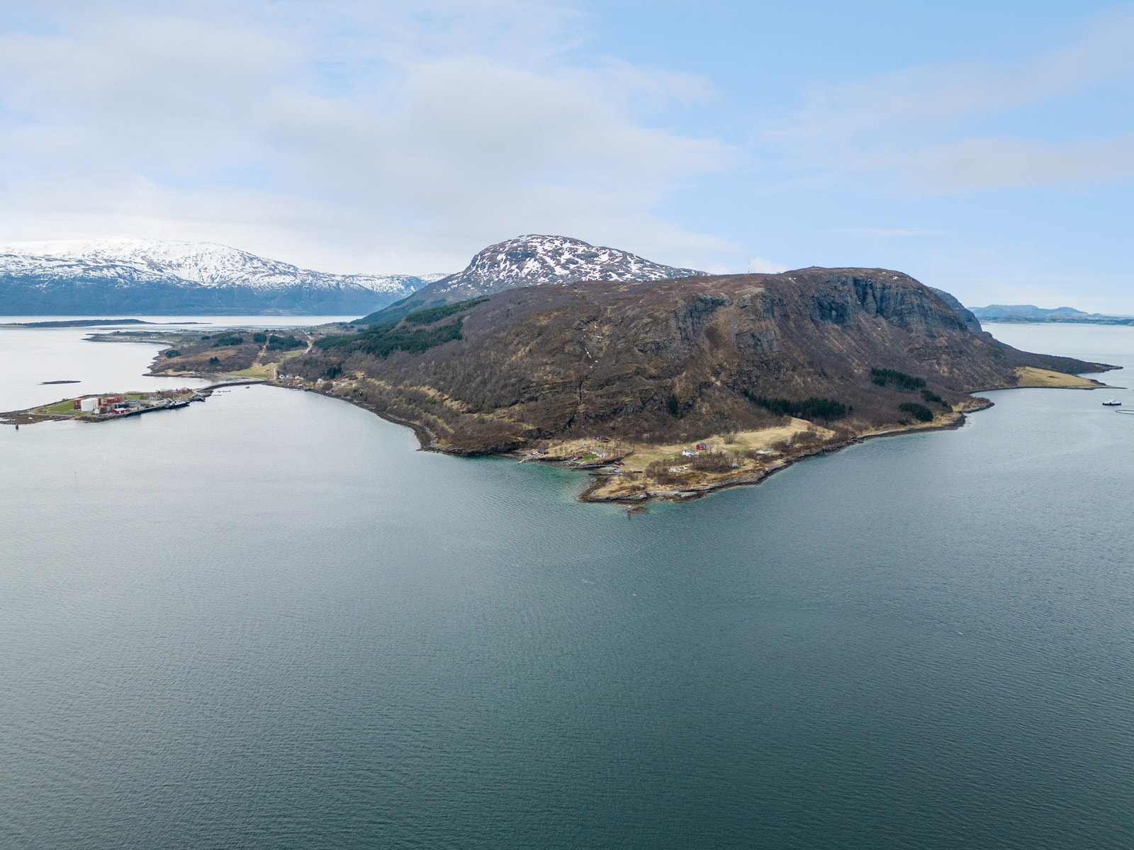 Dronebilde av området Galleribilde
