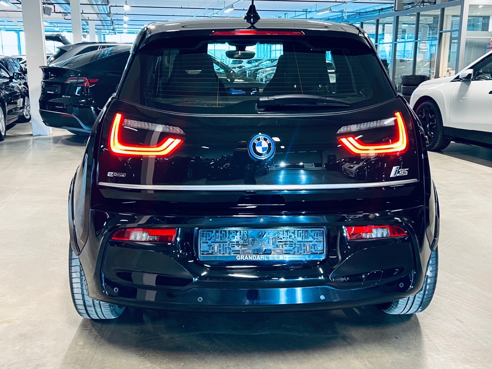 BMW i3 5