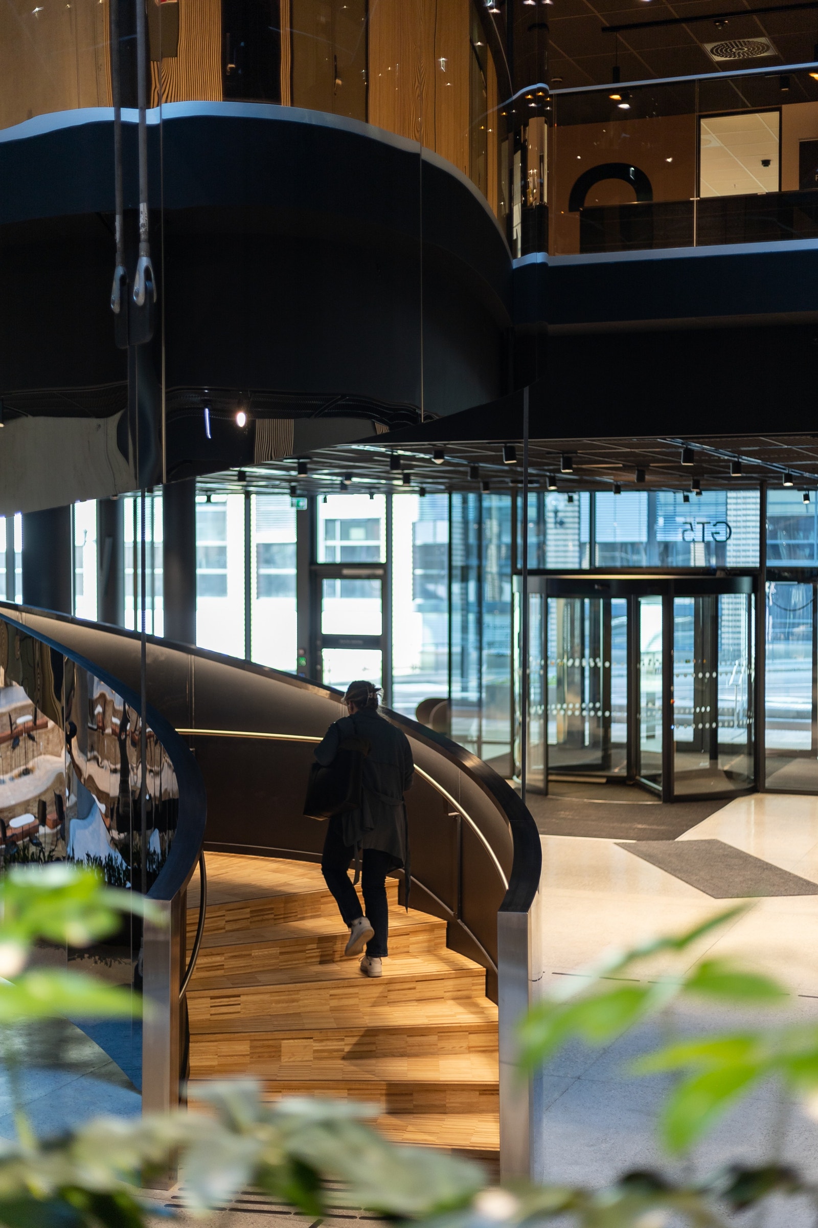 Trappen i hjertet av bygget gir bygget særpreg Galleribilde