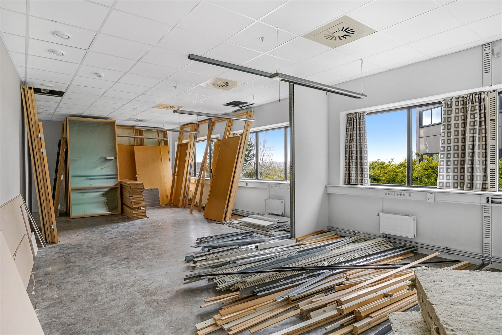 Ledig areal klart for innredning i 1. etg.