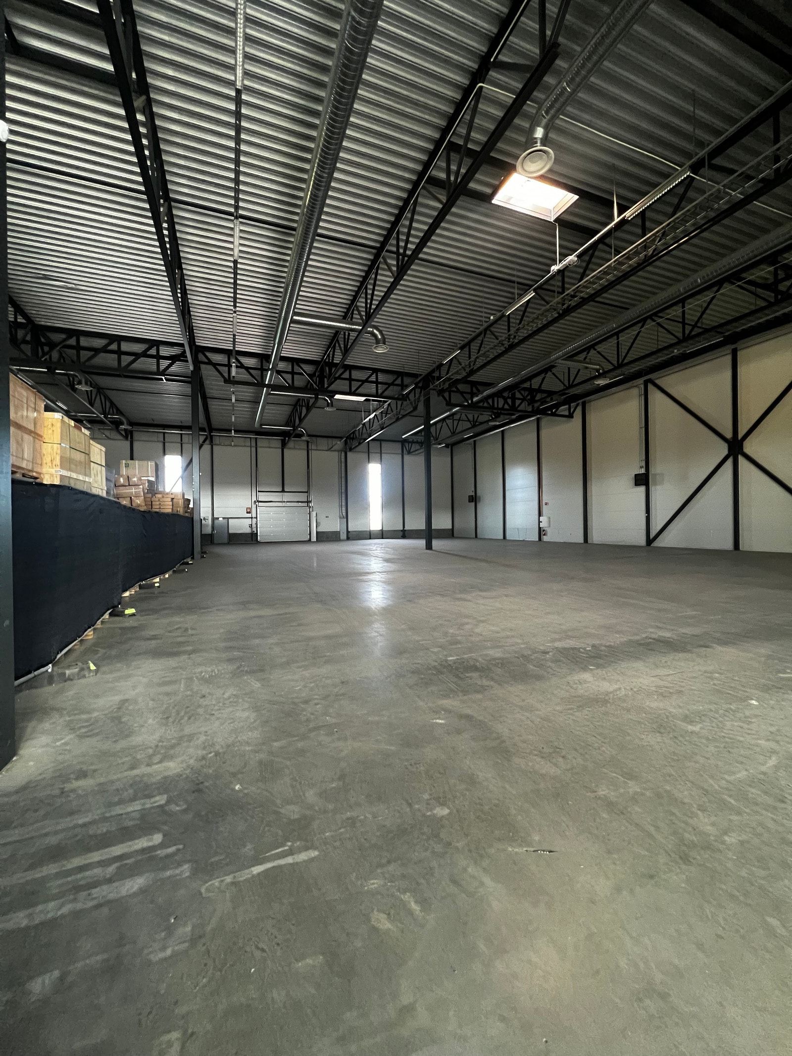 AKSEN A: LAGER Galleribilde