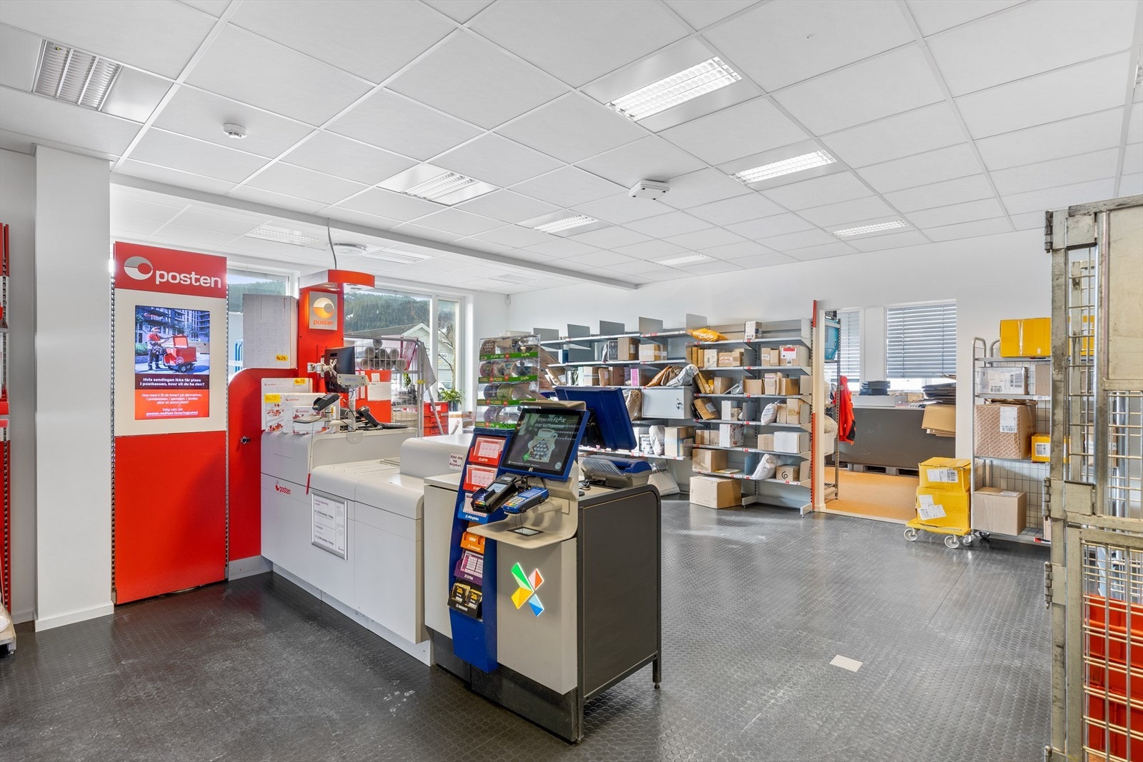 Coop leier lokale for henting av pakker Galleribilde