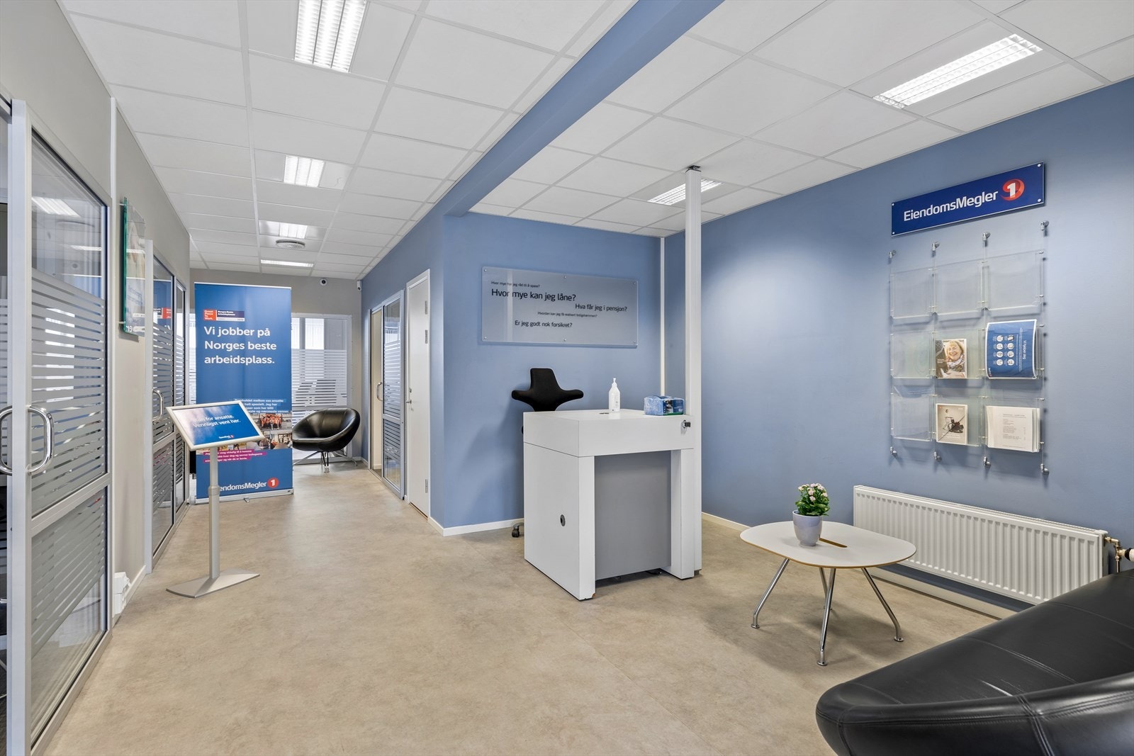 Seksjon 4 Inngangsparti banklokaler Galleribilde