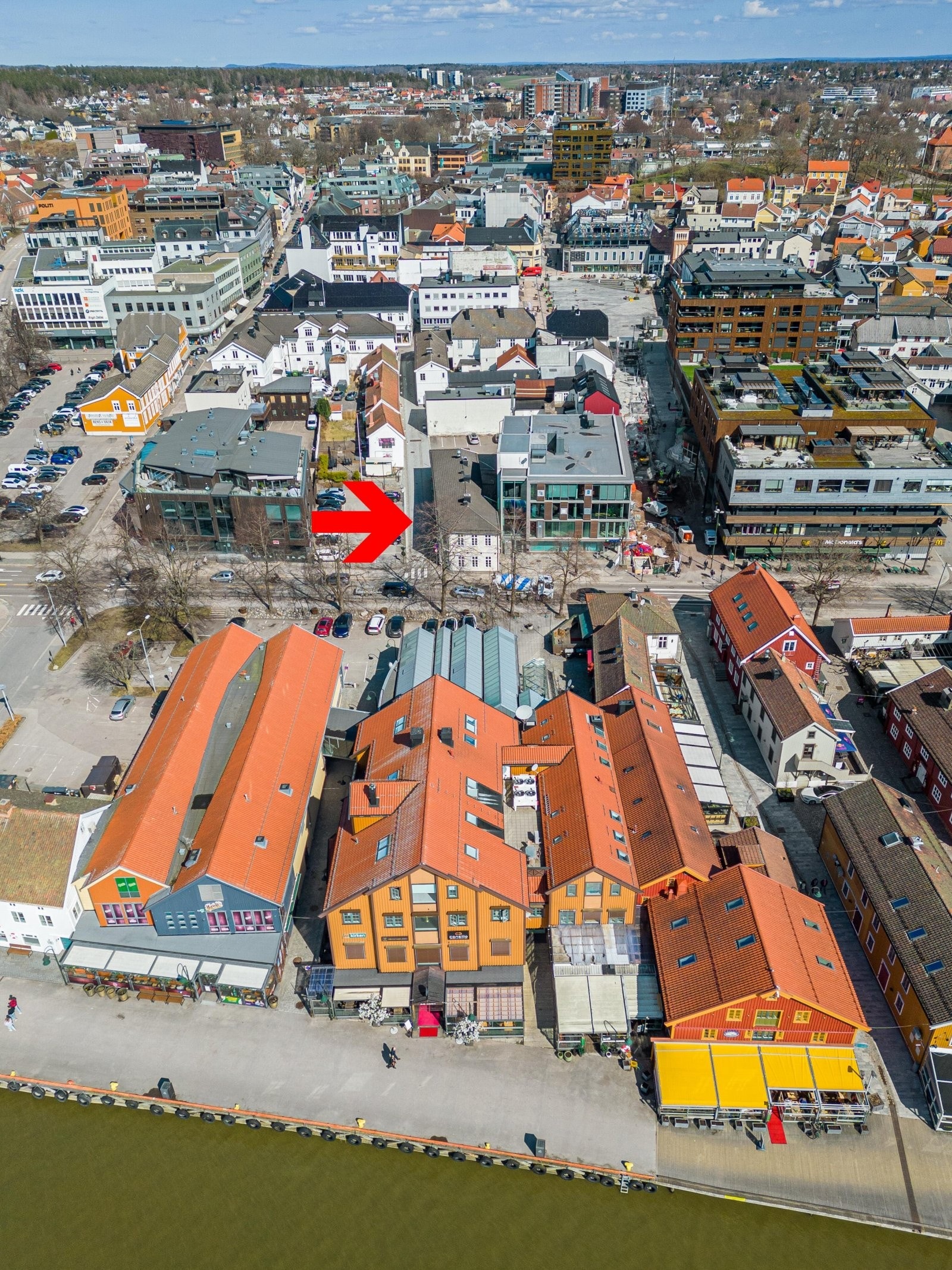Kort vei til Tønsberg brygge og sjø Galleribilde
