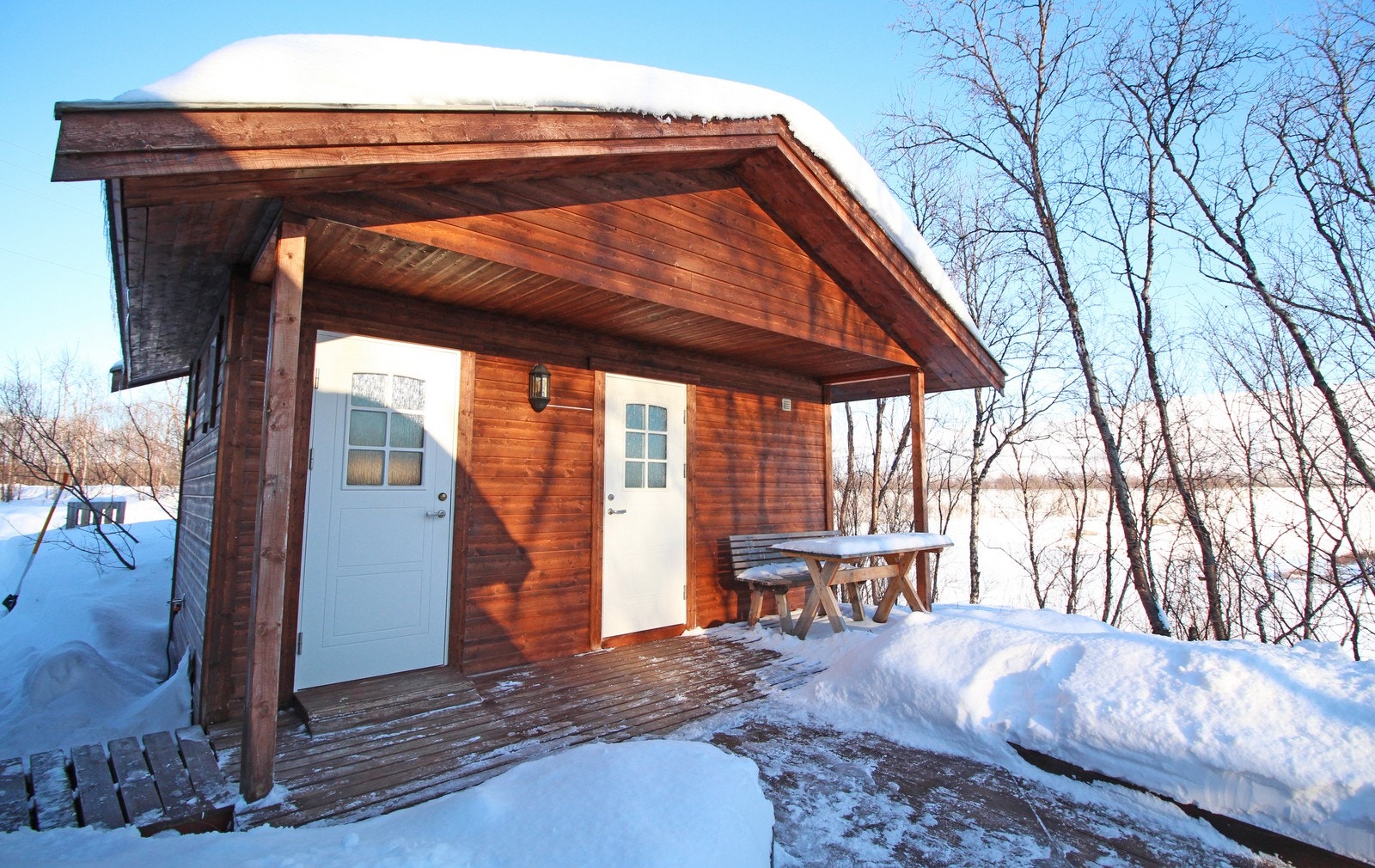 Servicehus med sauna, dusj og toalett Galleribilde