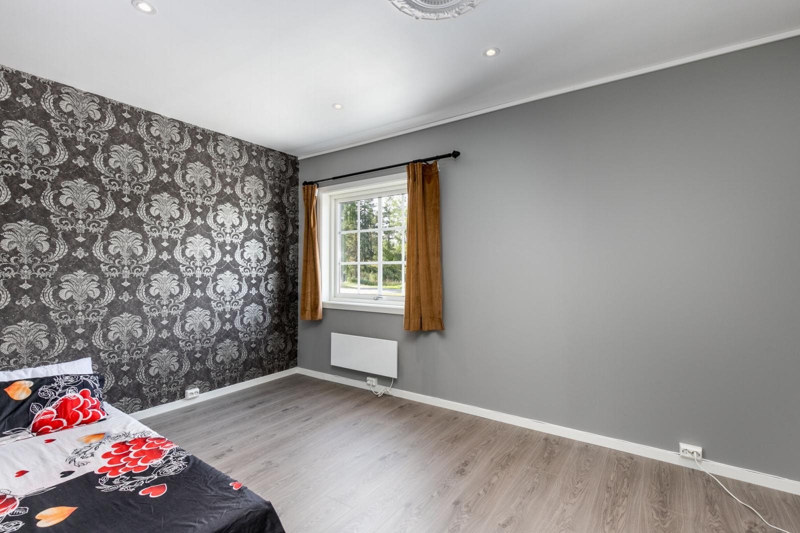 Kontor 1 med plass til overnatting Galleribilde