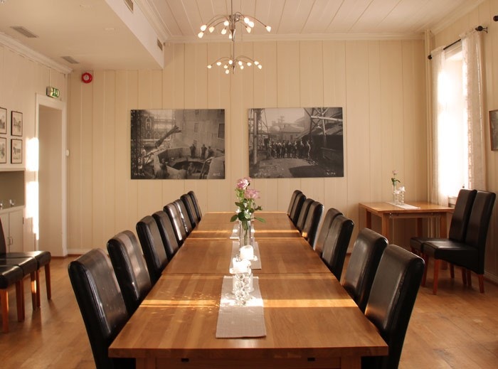 selskap_til_slide.jpg Galleribilde