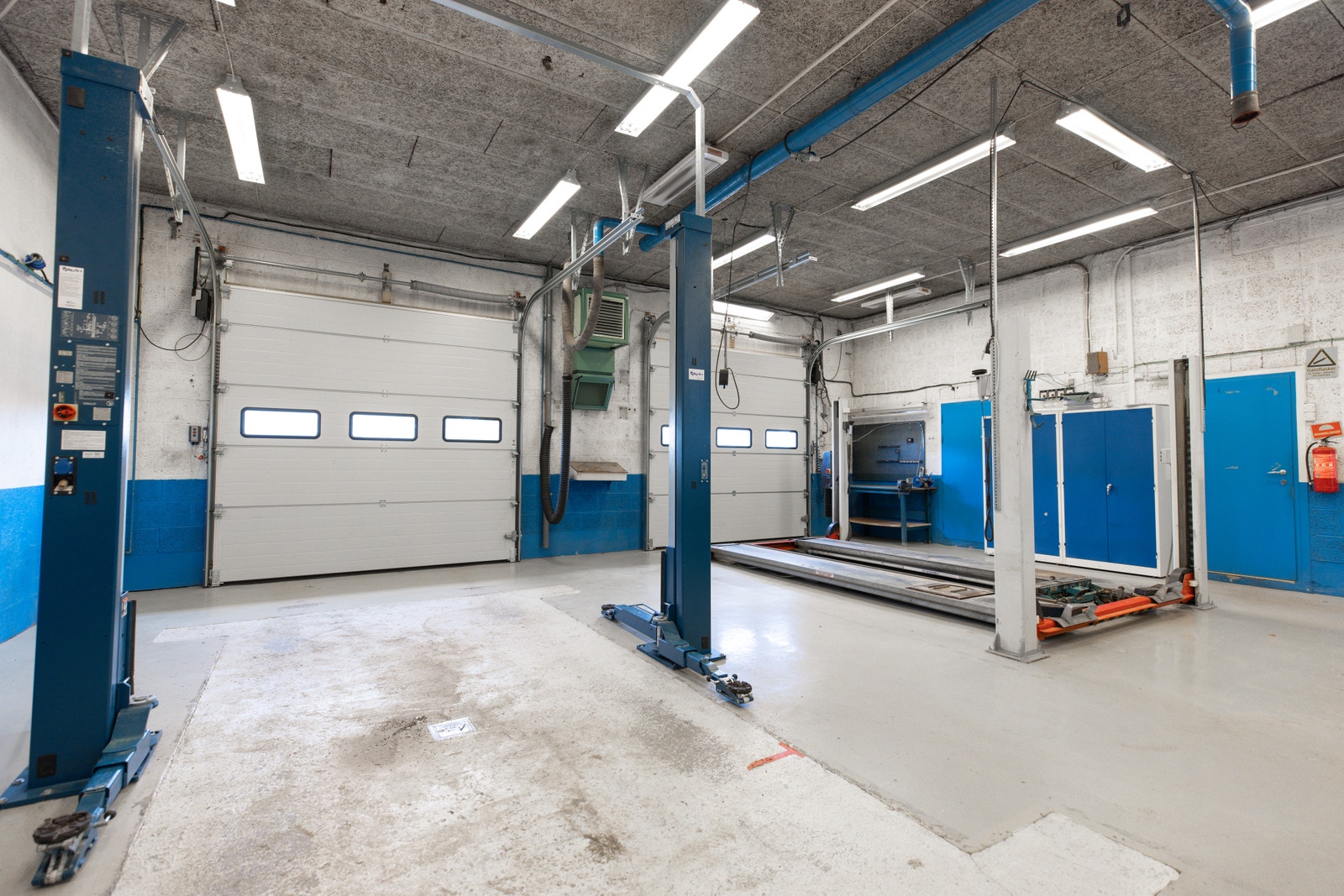 Verksted med innkjøring fra øst Galleribilde