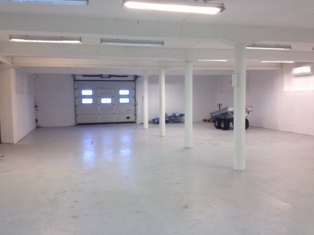Verksted, lager 325m2 Galleribilde
