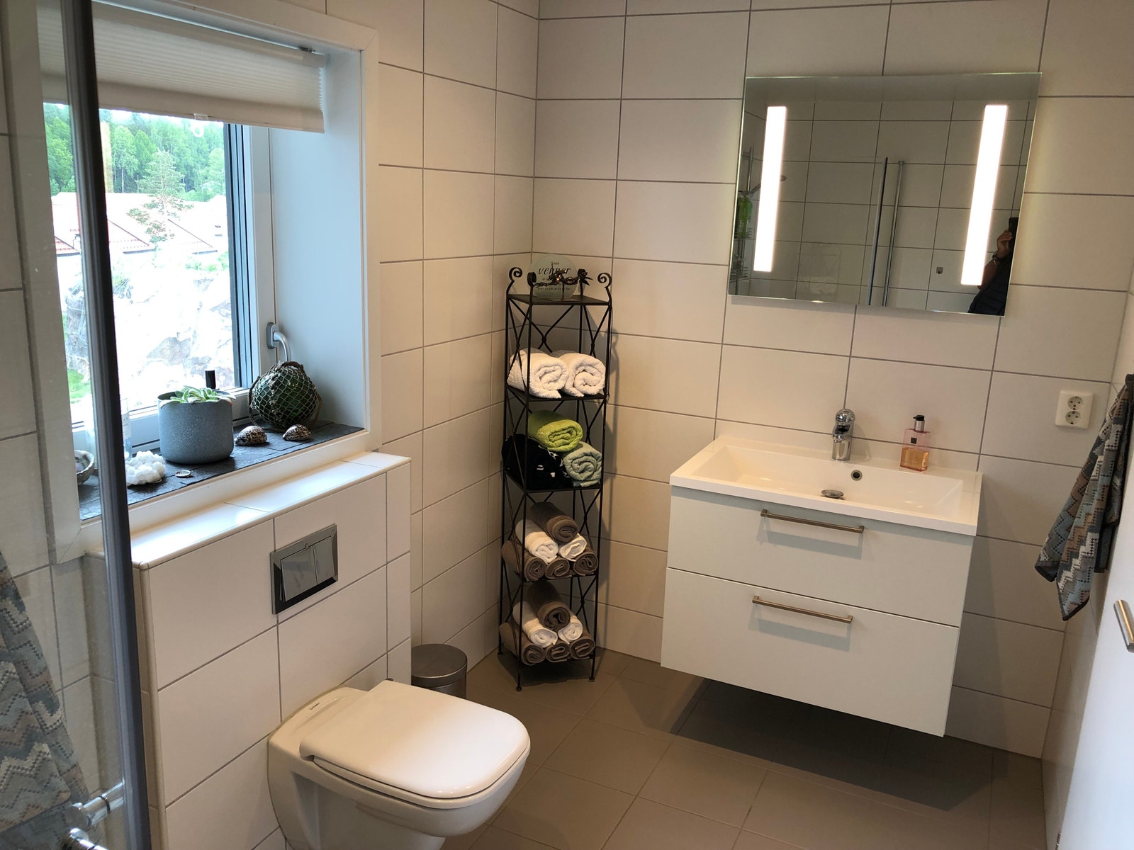 Gjestebad. Galleribilde