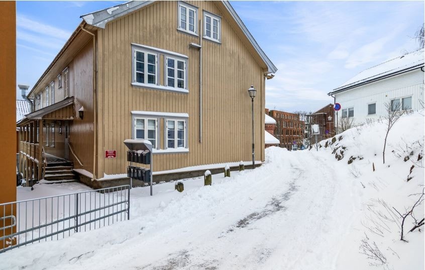 Fasade/omgivelser ved inngangsparti Galleribilde