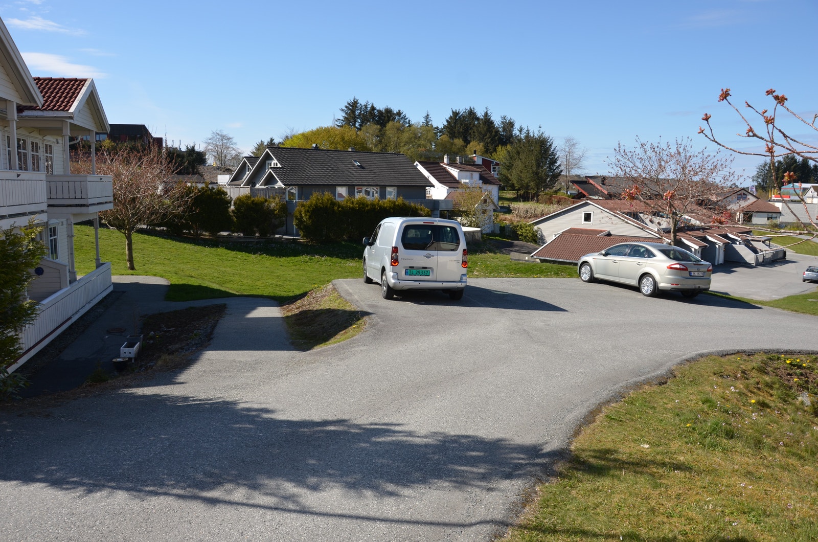 Biloppstillingsplass. Galleribilde