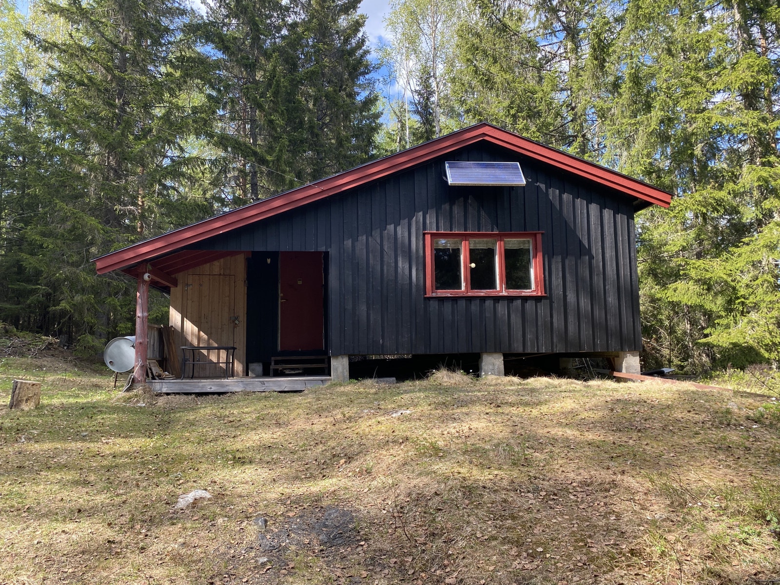 Fremsiden med solpanel montert Galleribilde