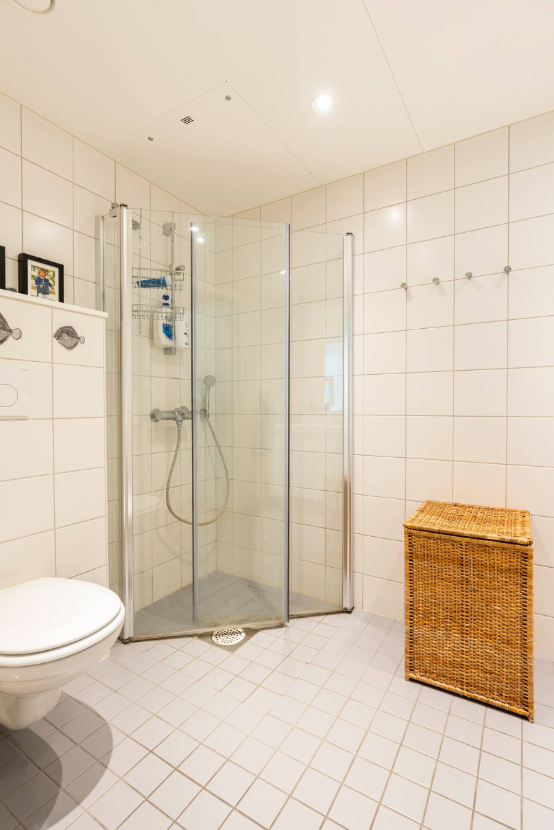 Flislagt bad med varmekabler Galleribilde