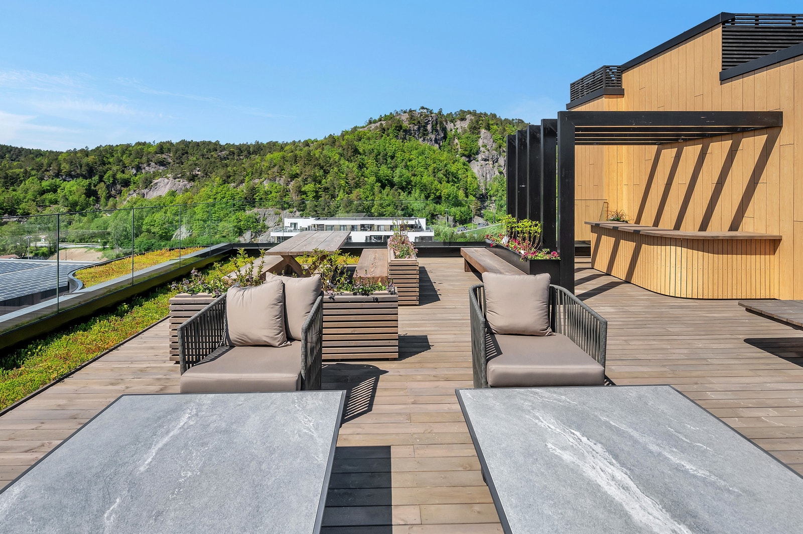 Flere sittesoner på taket Galleribilde