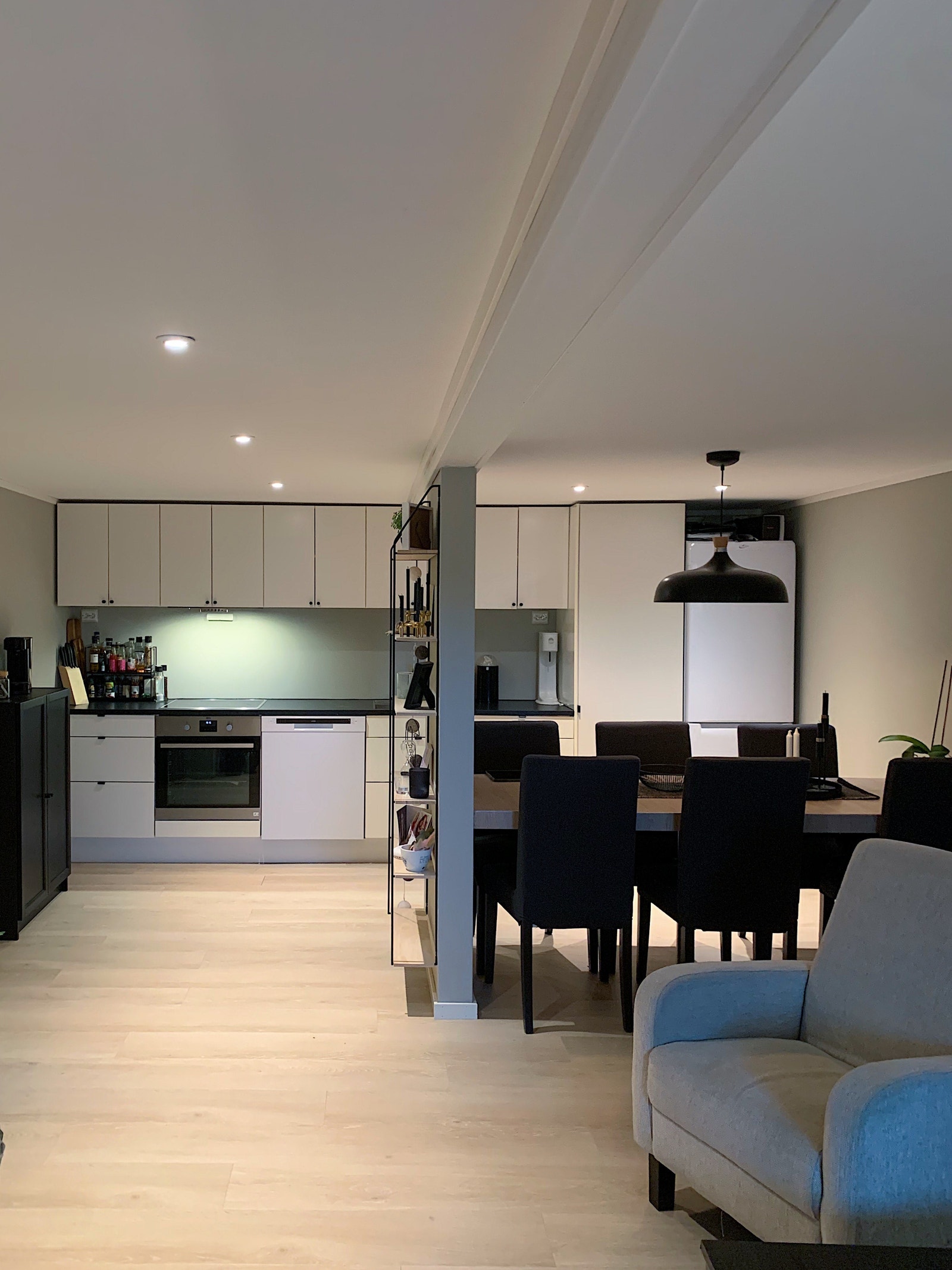 Kjøkken og spisestue Galleribilde