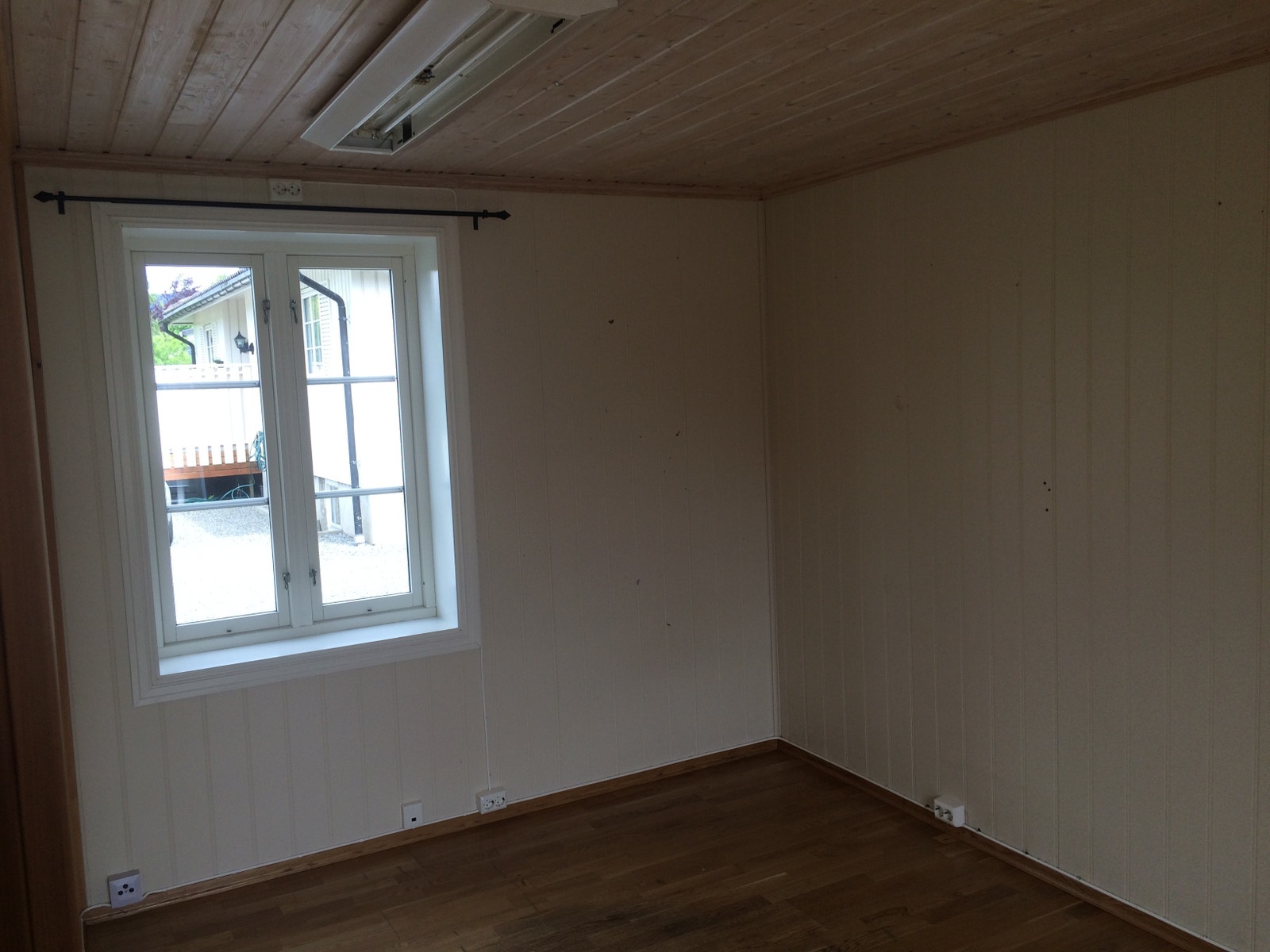 Hybel F - 18,9 m2 i første etasje - 5100 kr pr mnd inkl strøm og internett - UTLEID Galleribilde